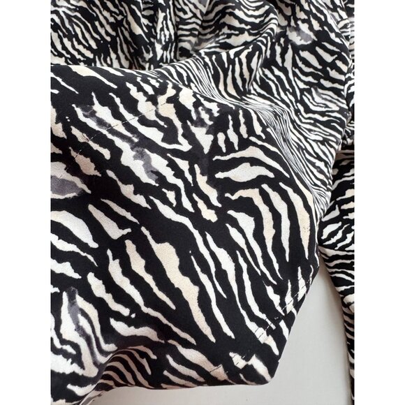 Aritzia LITTLE MOON Paloma Printed Button Up Shirt Blouse, Size XS - Picture 13 of 16